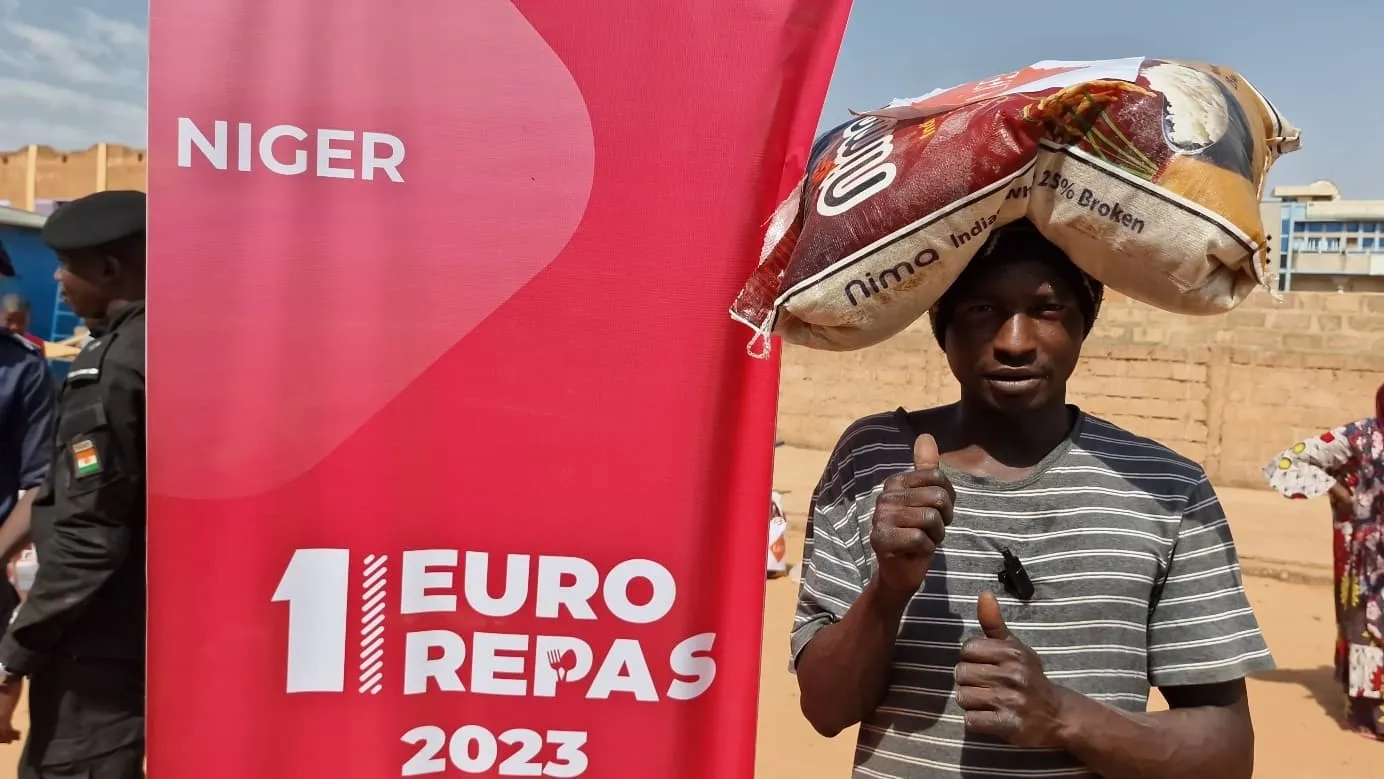 opération de lutte contre la faim 1euro = 1 repas par l'ONG LIFE au Niger en 2023